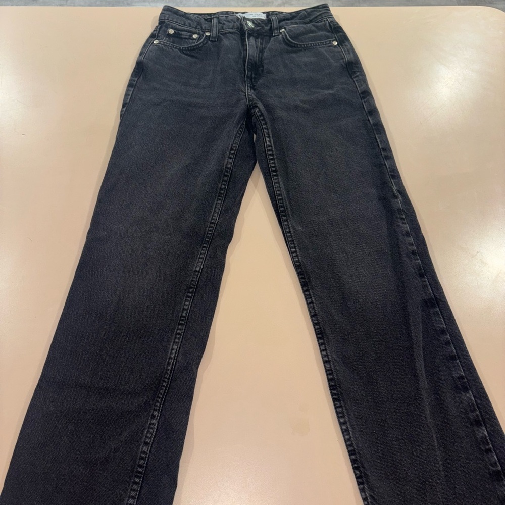 Zara Black Straight Leg Women's Jeans